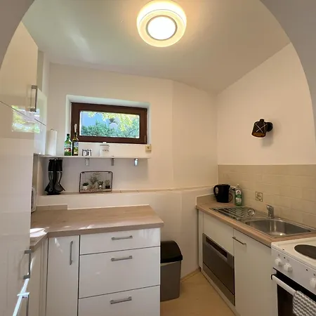 Theresa By Landluft *