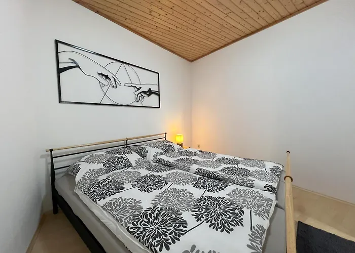 Theresa By Landluft *