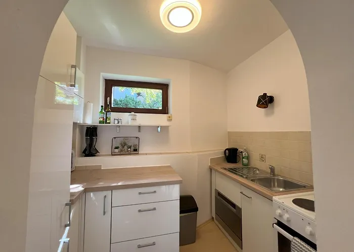 Theresa By Landluft *